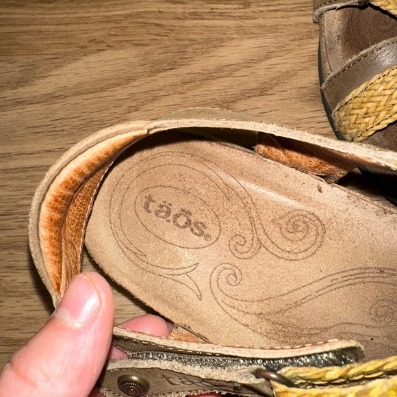 2 pair of toas - Picture 4 of 9